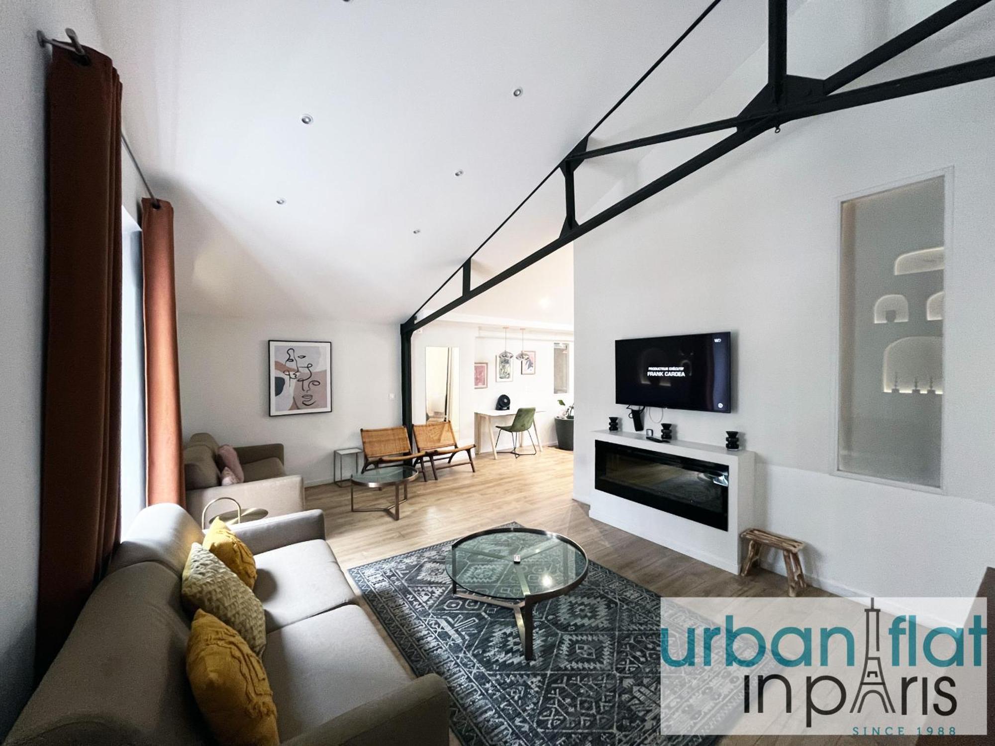 Urban Flat 161 - Luxury 4 Bedrooms Apartment