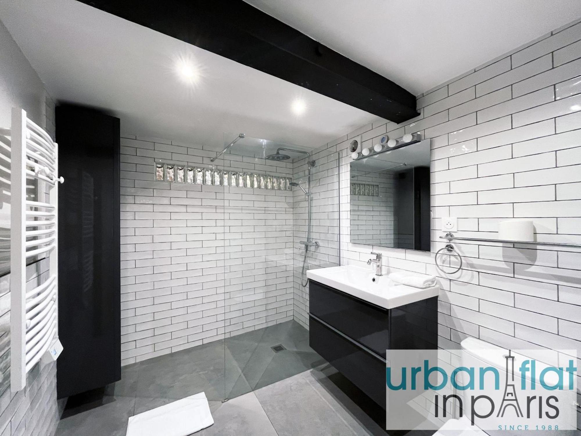 Urban Flat 161 - Luxury 4 Bedrooms Paris